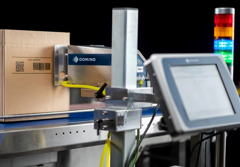 Cx350i printing onto cardboard box on a production line