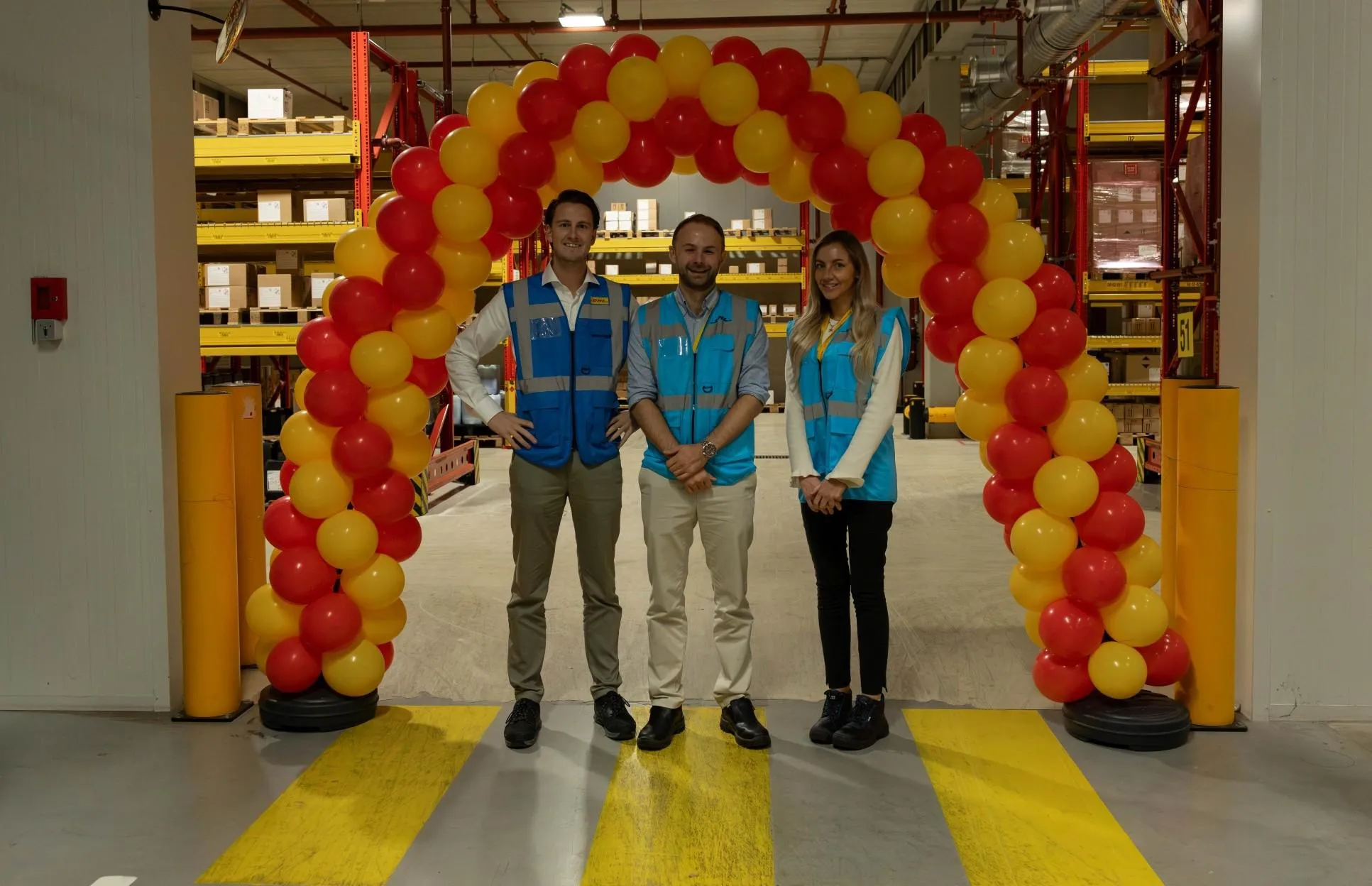 DHL and Domino 1