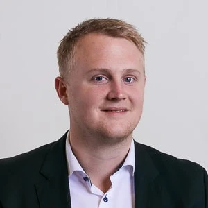 christoffer fredriksson 19 300x300px min