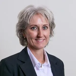 diana klinar 19 300x300px min