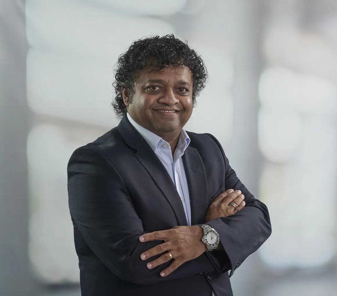 3326-Nitin Mistry-213-cropped