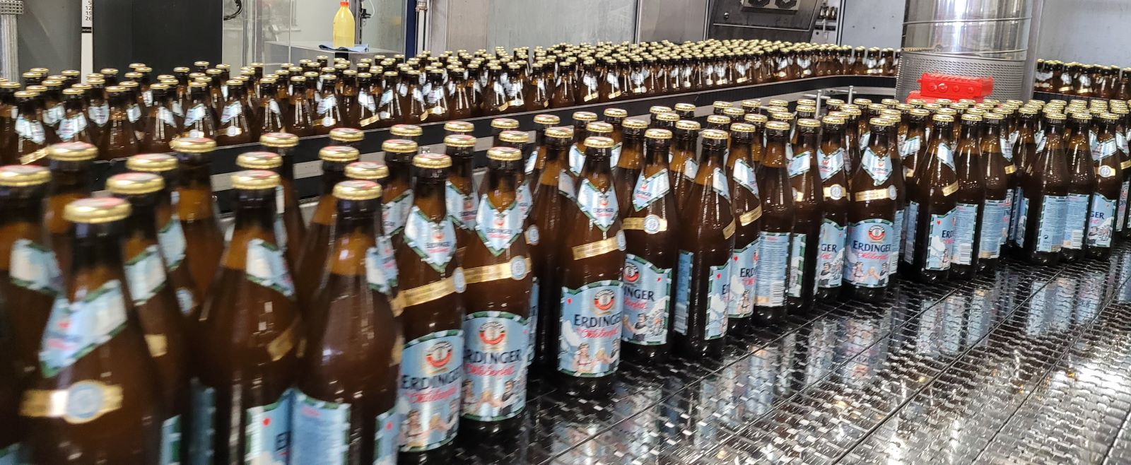 Codificación láser para la producción automatizada de cerveza de alta velocidad de Erdinger