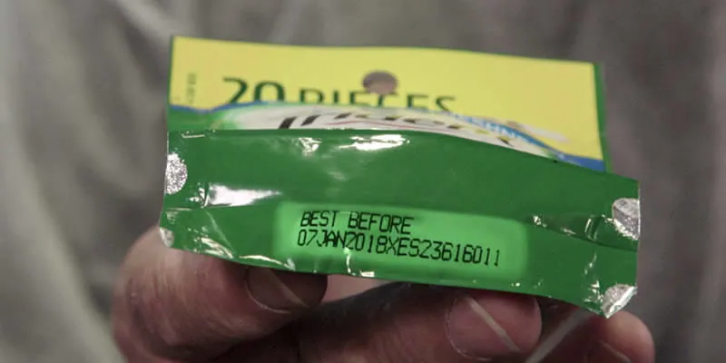 Well-known Trident Gum label with Domino Ax-Series CIJ Best Before Date