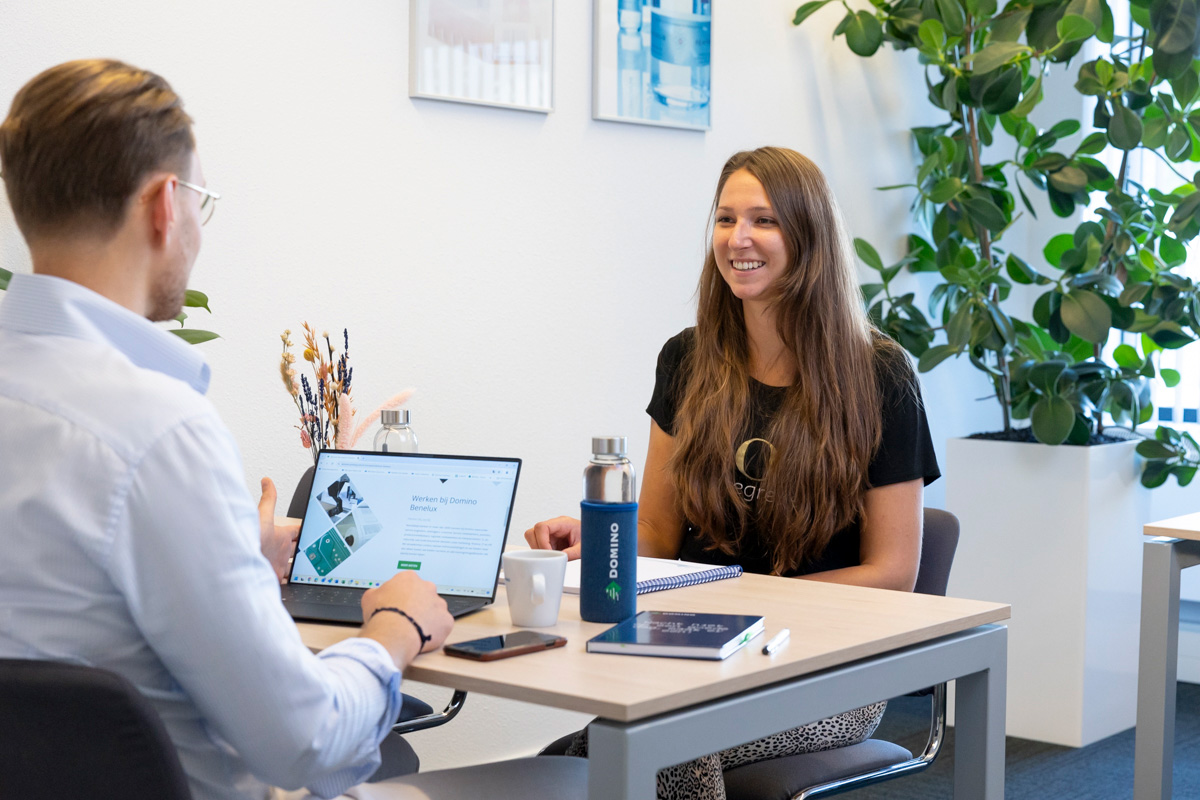 Vergadering-1200x800