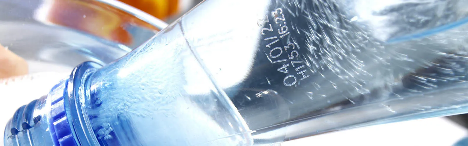 D-Series CO2 laser code on PET bottle