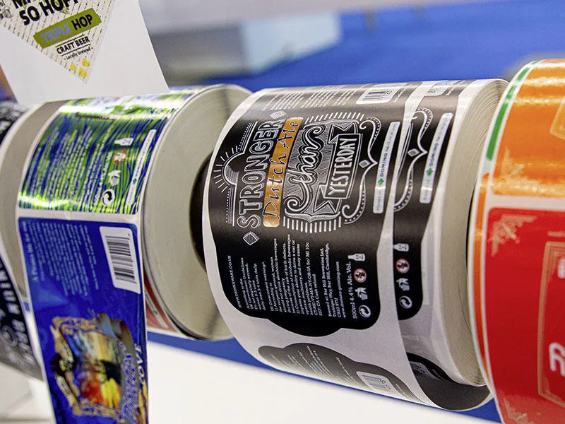 Llamativas etiquetas con N610i