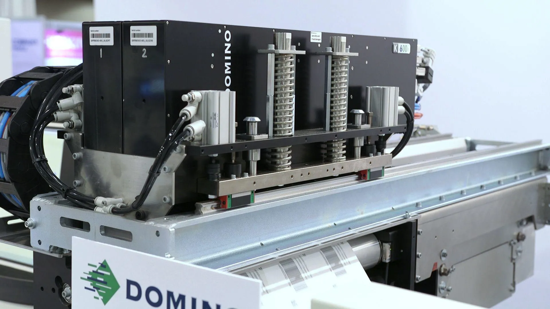 Domino K600i dual bar black