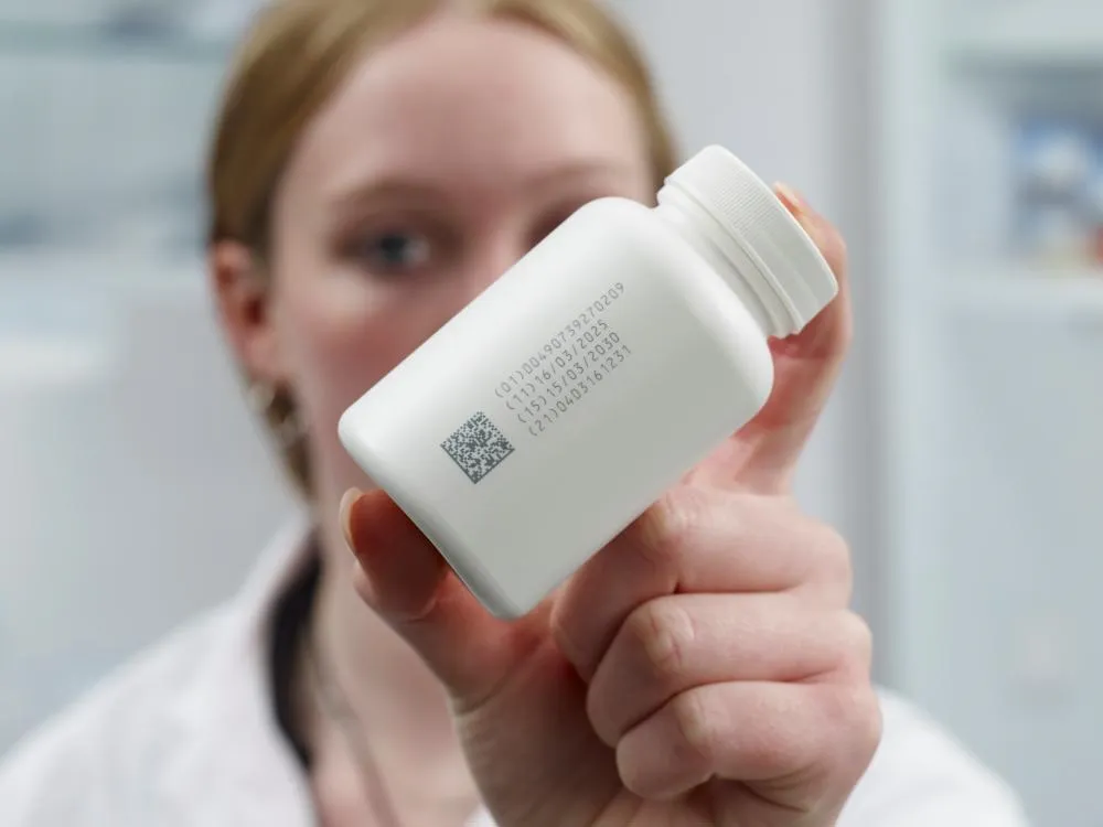 UV-HDPE pharma bottle sample-4-web